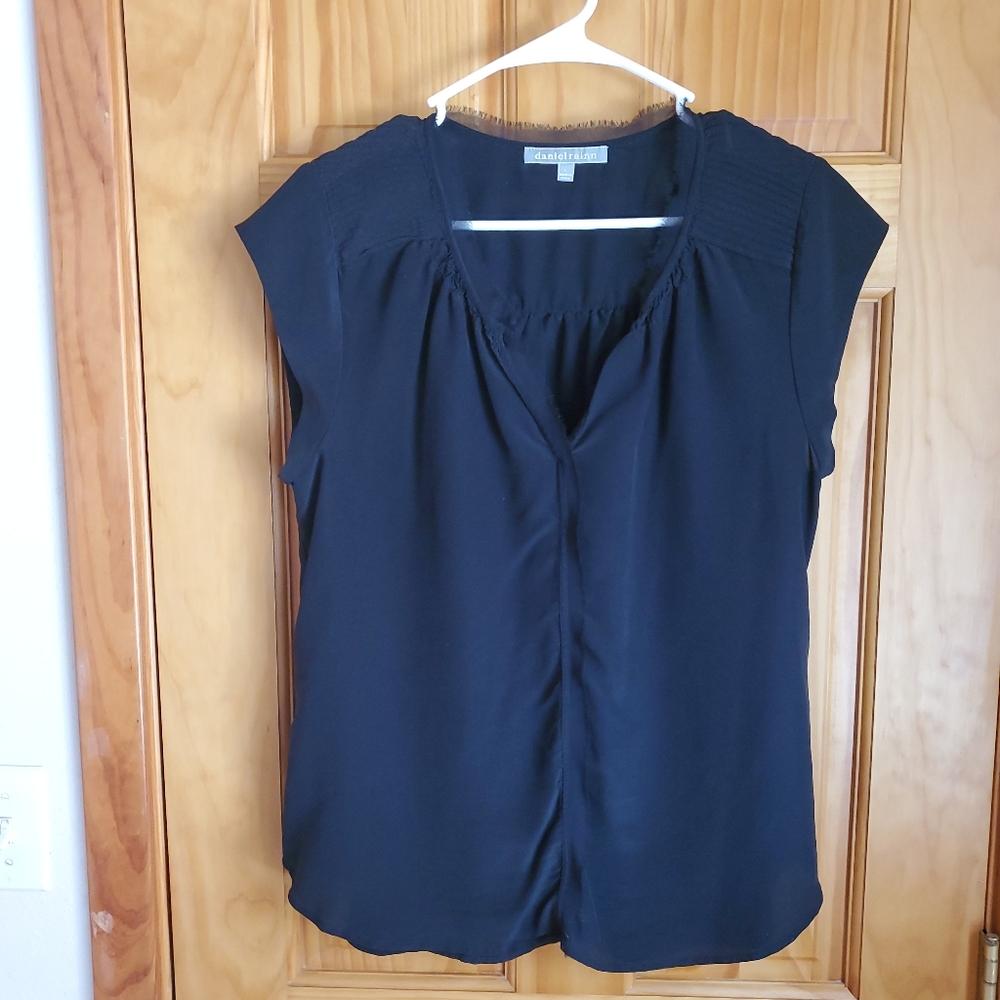Black short sleeve blouse